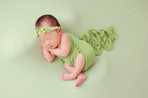 黄山宝宝在肚子里打嗝 黄山宝宝在肚子里打嗝